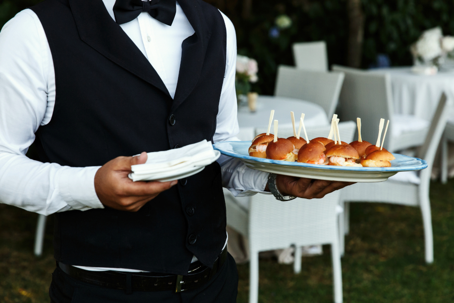 the-right-catering-1